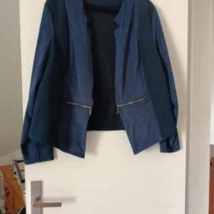 veste brodée